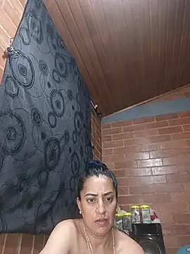 Snapshot of Alexandrina chatting on 05/15/26, 11:01 Alexandrina online show from 05/15/26, 11:01