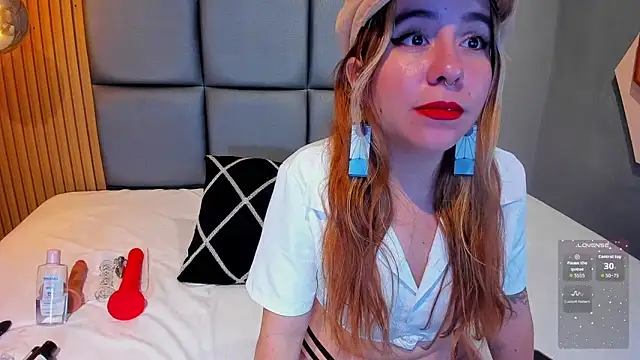 Snapshot of Ciaarawatson_ chatting on 03/20/26, 01:05 Ciaarawatson online show from 03/20/26, 01:05