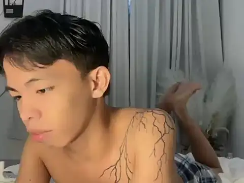 hottasianboy online show from 07/27/26, 12:01
