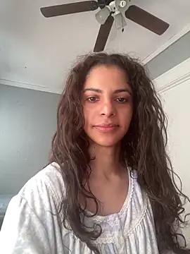 karlatiburcio online show from 05/01/26, 04:33