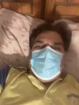 Snapshot of urb0nd chatting on 03/12/26, 06:03 urb0nd online show from 03/12/26, 06:03