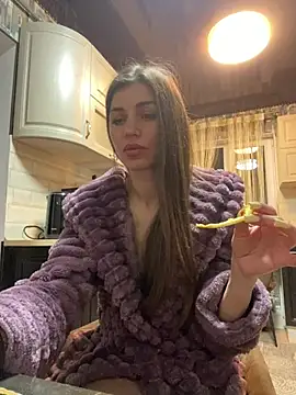 Snapshot of GlamXX chatting on 03/17/26, 09:40 GlamXX online show from 03/17/26, 09:40