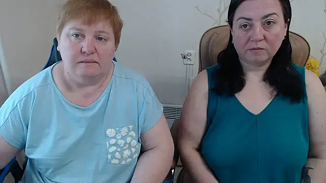 Snapshot of Lindy-Jeanie chatting on 04/10/26, 09:03 Lindy-Jeanie online show from 04/10/26, 09:03