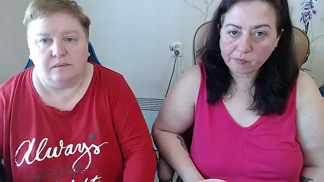 Snapshot of Lindy-Jeanie chatting on 05/03/26, 07:58 Lindy-Jeanie online show from 05/03/26, 07:58