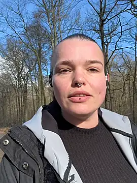 YoungLoreena online show from 03/16/26, 02:10