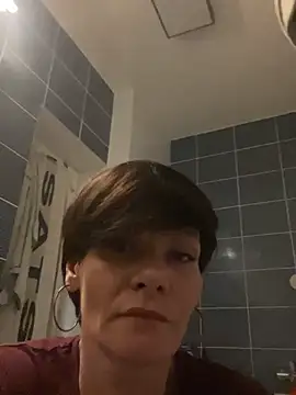 Snapshot of DtPORNBITCH chatting on 03/18/26, 12:36 DtPORNBITCH online show from 03/18/26, 12:36