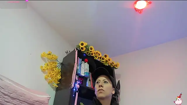 ItsAmara online show from 06/10/26, 12:59