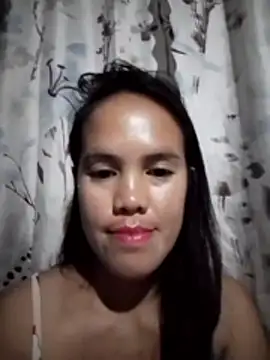 Snapshot of honey_pinay66 chatting on 03/21/26, 02:09 honey pinay66 online show from 03/21/26, 02:09