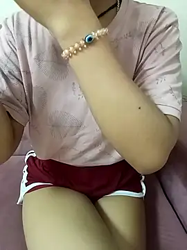ritika gupta02 online show from 05/04/26, 03:52