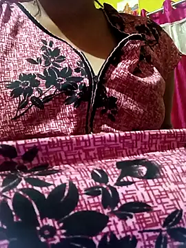 Snapshot of Urmila_roy chatting on 03/15/26, 09:21 Urmila roy online show from 03/15/26, 09:21