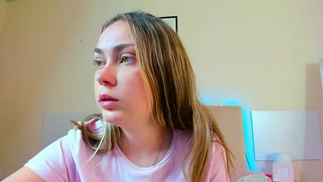 MelanieCuty online show from 06/27/26, 05:45