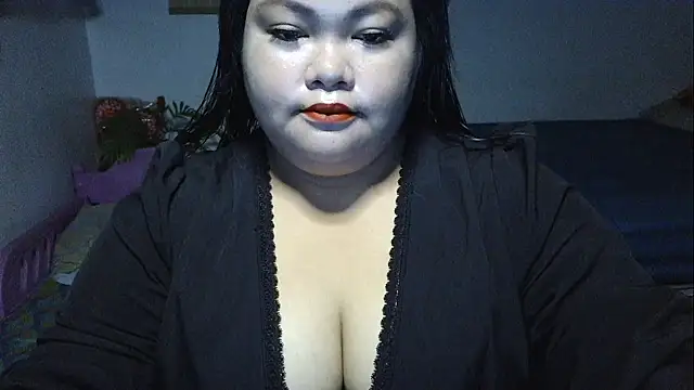 Snapshot of prettycarla_ chatting on 04/15/26, 12:50 prettycarla online show from 04/15/26, 12:50