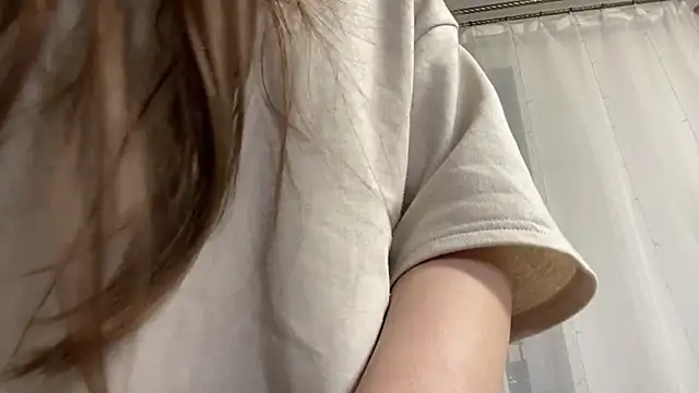 Liabae online show from 06/05/26, 04:02