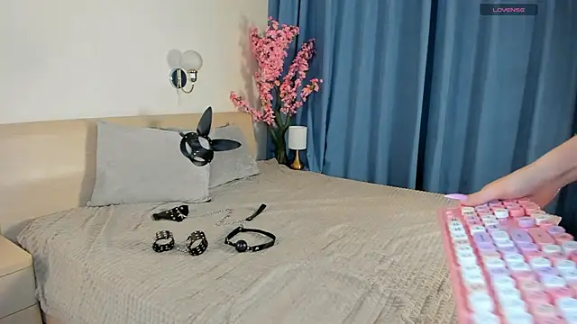 PeachMirth online show from 03/18/26, 09:29