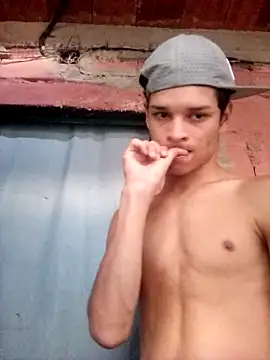 Snapshot of Max026_ chatting on 03/13/26, 09:21 Max026 online show from 03/13/26, 09:21