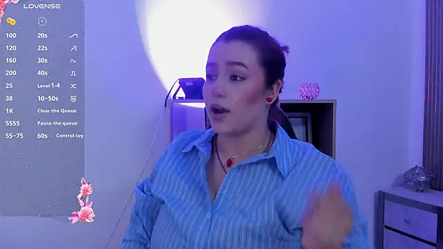 Snapshot of JeanneWilliams chatting on 05/25/26, 01:17 JeanneWilliams online show from 05/25/26, 01:17