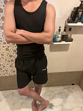 Snapshot of vedya16 chatting on 04/05/26, 11:51 vedya16 online show from 04/05/26, 11:51