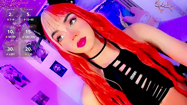 Snapshot of blonde_queen- chatting on 04/21/26, 04:52 blonde queen- online show from 04/21/26, 04:52