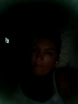 Snapshot of princesita21 chatting on 04/07/26, 02:01 princesita21 online show from 04/07/26, 02:01