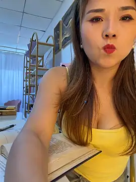 Xiaoxiao-y online show from 06/22/26, 07:05