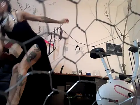 Snapshot of magdadom chatting on 03/28/26, 05:45 magdadom online show from 03/28/26, 05:45