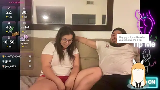 Snapshot of Redmooncity21 chatting on 03/25/26, 05:24 Redmooncity21 online show from 03/25/26, 05:24