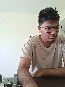 Snapshot of Sanjaypussyfuk chatting on 06/20/26, 06:05 Sanjaypussyfuk online show from 06/20/26, 06:05