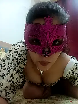 Snapshot of Hottymahi7 chatting on 04/02/26, 12:47 Hottymahi7 online show from 04/02/26, 12:47