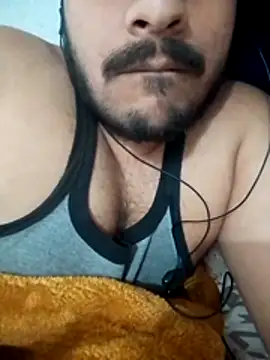 Decentlover67 online show from 04/06/26, 03:35