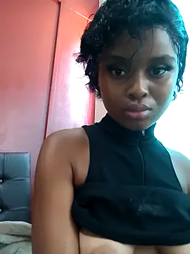 Snapshot of pinkkayla0 chatting on 03/18/26, 10:18 pinkkayla0 online show from 03/18/26, 10:18