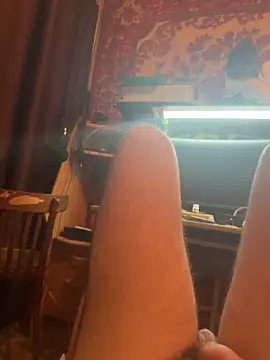 Snapshot of Alena504 chatting on 04/05/26, 07:00 Alena504 online show from 04/05/26, 07:00