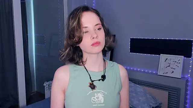 CrystaLeah online show from 03/20/26, 08:08