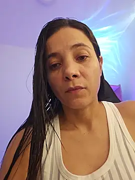 Snapshot of miaeyex chatting on 05/21/26, 01:18 miaeyex online show from 05/21/26, 01:18