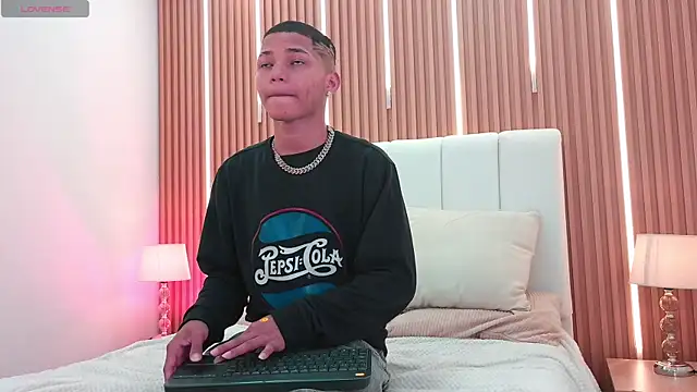 Kelvin Josue online show from 05/09/26, 08:03