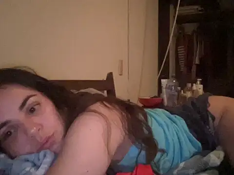 Snapshot of Sandr101 chatting on 03/17/26, 04:06 Sandr101 online show from 03/17/26, 04:06