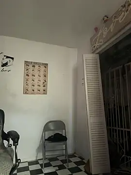 TSROYALE7527 online show from 03/18/26, 11:08