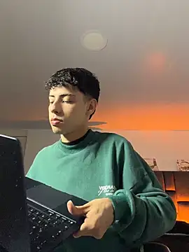 SebastianReed  online show from 04/23/26, 04:46