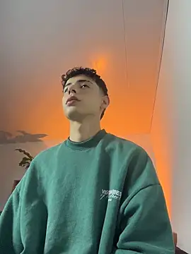 SebastianReed  online show from 04/30/26, 06:31