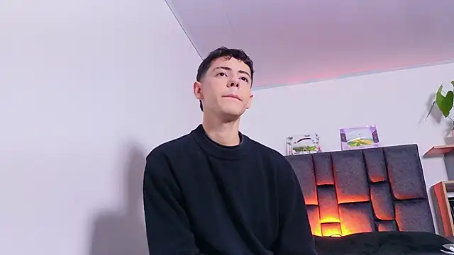 SebastianReed  online show from 05/23/26, 05:23