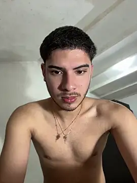 Snapshot of ApoloGray__ chatting on 05/11/26, 09:12 ApoloGray online show from 05/11/26, 09:12