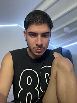 Snapshot of ApoloGray__ chatting on 05/14/26, 09:54 ApoloGray online show from 05/14/26, 09:54
