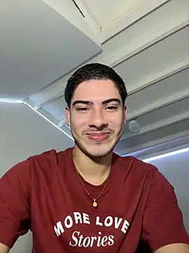 Snapshot of ApoloGray__ chatting on 05/20/26, 08:15 ApoloGray online show from 05/20/26, 08:15