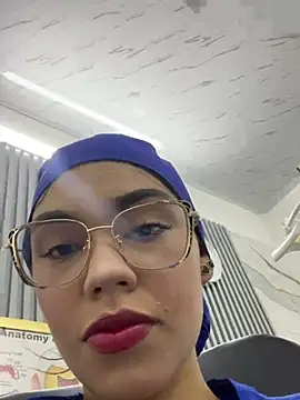daniela-sexy online show from 04/30/26, 04:02