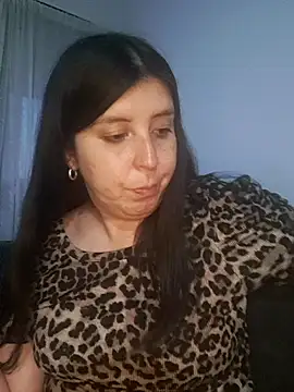 Snapshot of melucita chatting on 03/30/26, 10:11 melucita online show from 03/30/26, 10:11