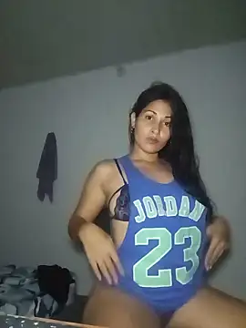 ZayaNova online show from 06/23/26, 01:25