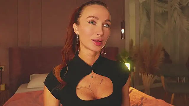 SerenaWest  online show from 05/03/26, 06:03