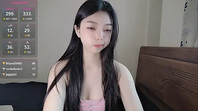 oblakitty  online show from 04/21/26, 01:42