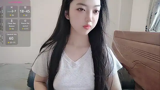 Snapshot of oblakitty_ chatting on 05/23/26, 12:49 oblakitty online show from 05/23/26, 12:49