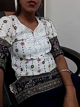 Snapshot of aushi_rajput chatting on 03/29/26, 11:16 aushi rajput online show from 03/29/26, 11:16