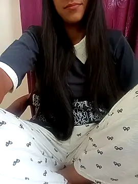 Snapshot of aushi_rajput chatting on 04/09/26, 06:30 aushi rajput online show from 04/09/26, 06:30
